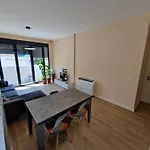 Laci Tirana